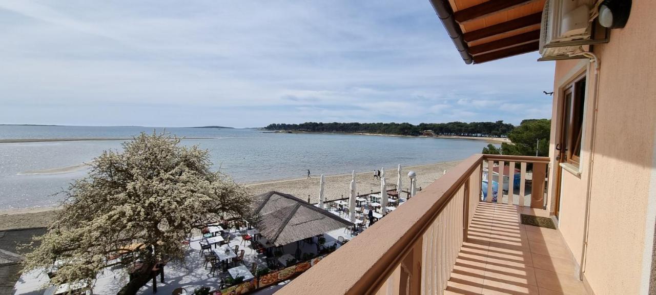 Idila Sea Front Apartments Medulin Zewnętrze zdjęcie